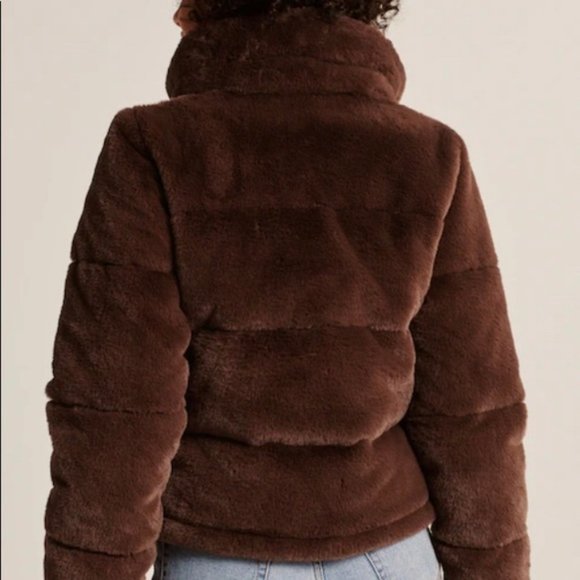 Abercrombie & Fitch Faux Fur Mini Puffer Coat - Picture 3 of 5